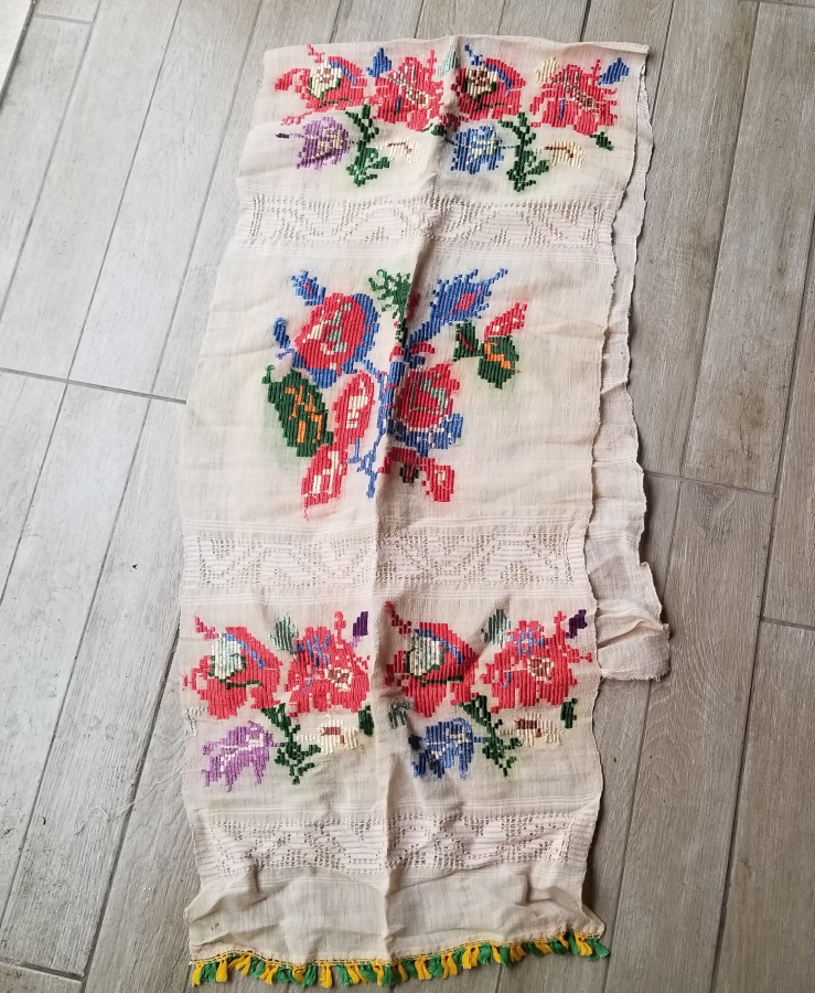 KANAVİÇE İŞÇİLİKLİ EL YAPIMI OSMANLI DÖNEMİ PERDE PARÇASI