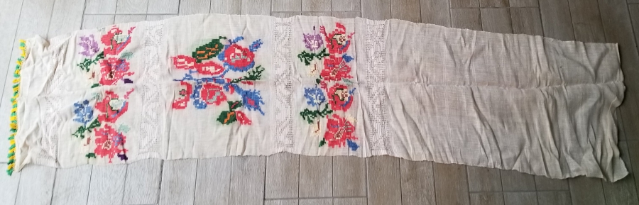 KANAVİÇE İŞÇİLİKLİ EL YAPIMI OSMANLI DÖNEMİ PERDE PARÇASI