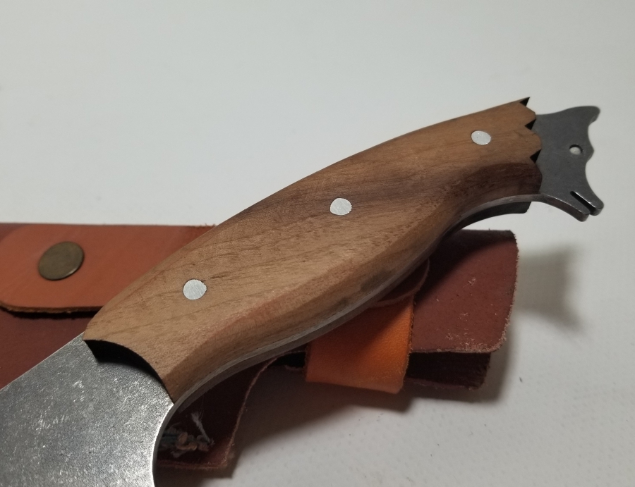 BÜYÜK BOY AHŞAP SAPLI VE KURT BAŞLI KAMPÇI BIÇAĞI