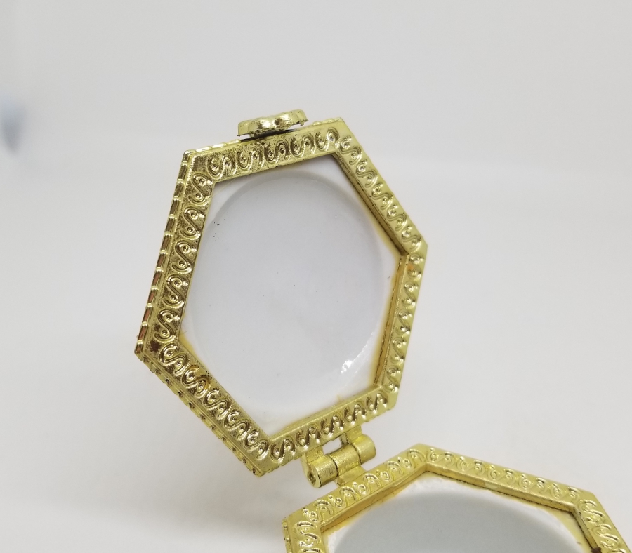 ÜZERİ YAZILI ANTİKA PORSELEN MÜCEVHER KUTUSU