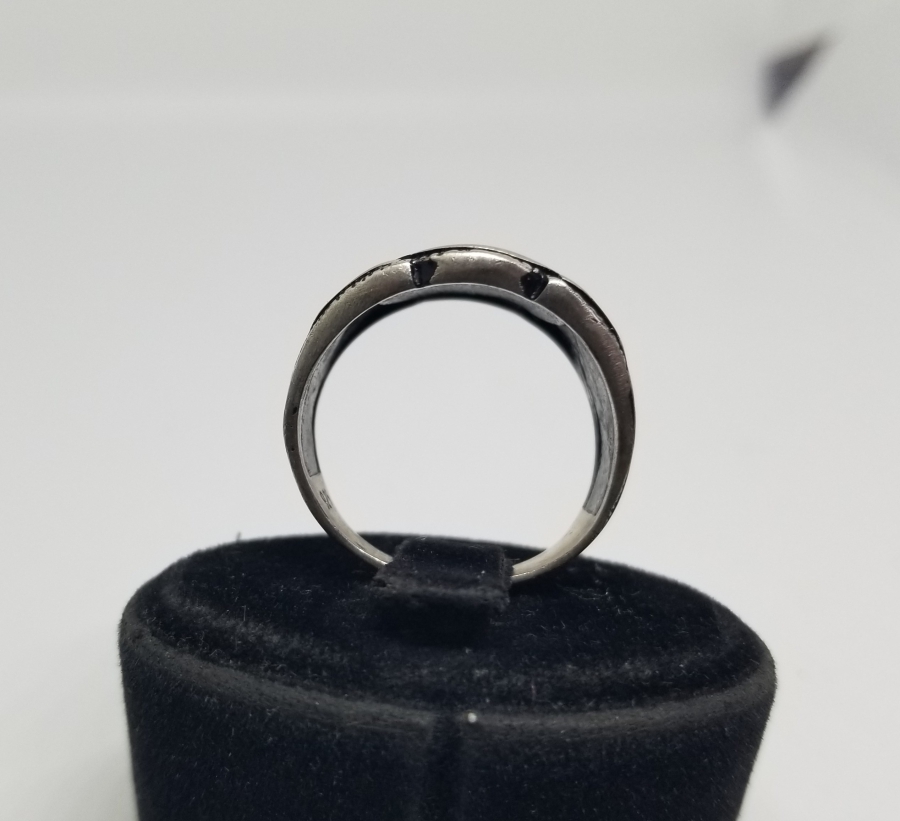 KABARTMA İŞÇİLİKLİ VE AY YILDIZLI GÜMÜŞ YÜZÜK