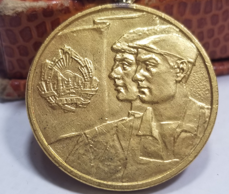 1962 TARİHLİ ORİJİNAL KUTUSUNDA SOVYET MADALYA