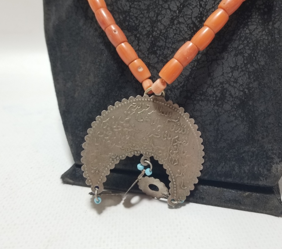 MERCAN TAŞLI OSMANLI DÖNEMİ ÜZERİ DUALI GERDANLIK