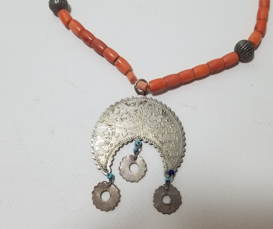 MERCAN TAŞLI OSMANLI DÖNEMİ ÜZERİ DUALI GERDANLIK