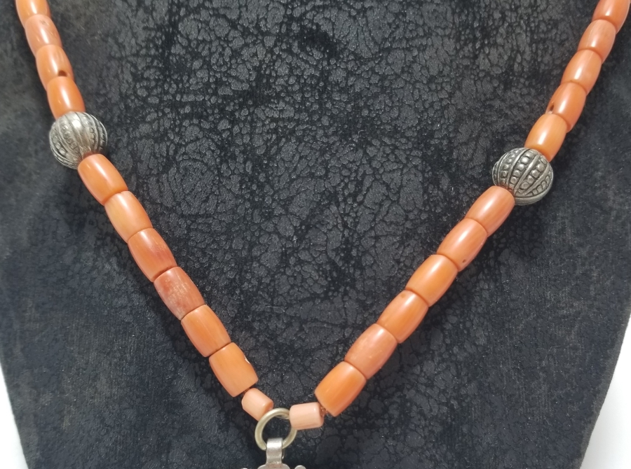 MERCAN TAŞLI OSMANLI DÖNEMİ ÜZERİ DUALI GERDANLIK