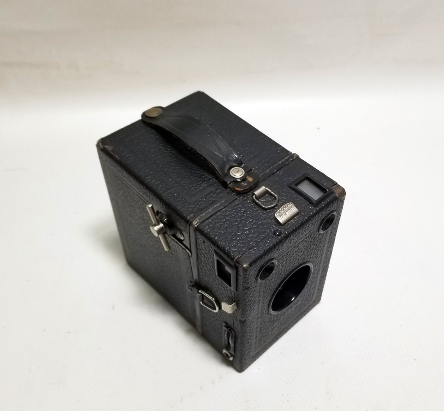 YÜKSEK KONDİSYONDA ANTİKA FOTOĞRAF MAKİNESİ