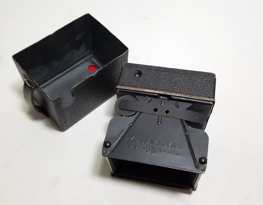 YÜKSEK KONDİSYONDA ANTİKA FOTOĞRAF MAKİNESİ