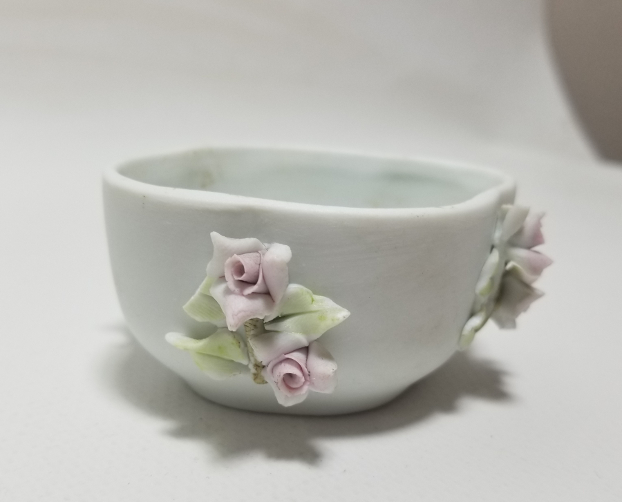 KABARTMA İŞÇİLİKLİ ANTİKA JARDİNYER