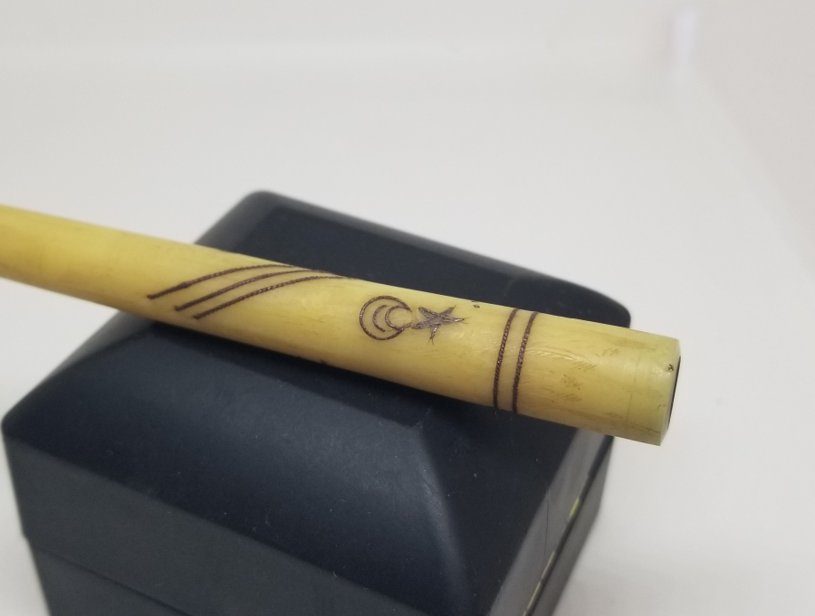 ÜZERİ OSMANLICA YAZILI VE AY YILDIZLI OSMANLI DÖNEMİ AFYON YAPIMI SİGARA AĞIZLIĞI