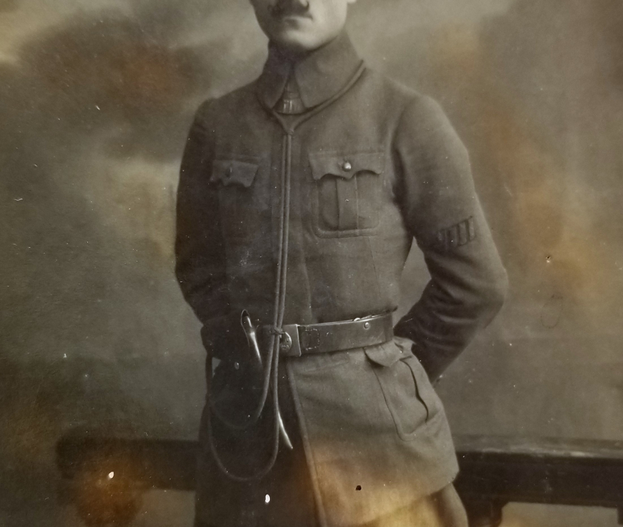 CUMHURİYET BAŞLARI NADİR JANDARMA SUBAYI FOTOĞRAFI