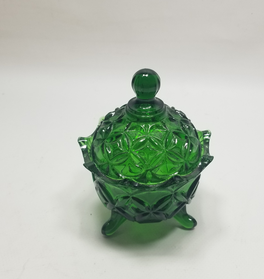 KABARTMA İŞÇİLİKLİ ANTİKA KAPAKLI MACUNLUK