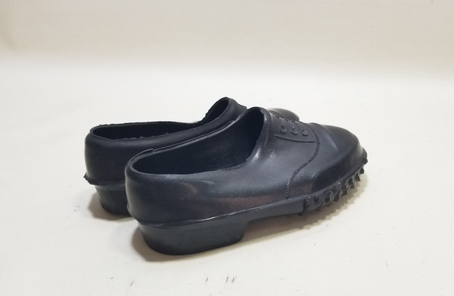 YERLİ YAPIM ANTİKA KARA LASTİK