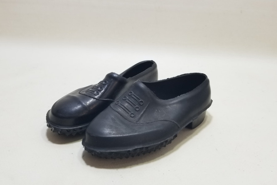 YERLİ YAPIM ANTİKA KARA LASTİK