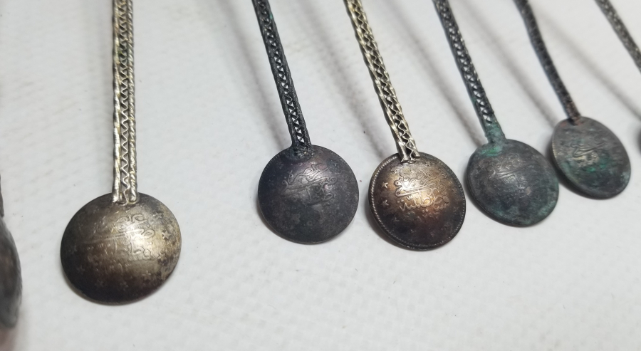 ORİJİNAL KUTUSUNDA OSMANLI PARALARINDAN YAPILMIŞ OSMANLI DÖNEMİ ÇAY KAŞIĞI SETİ