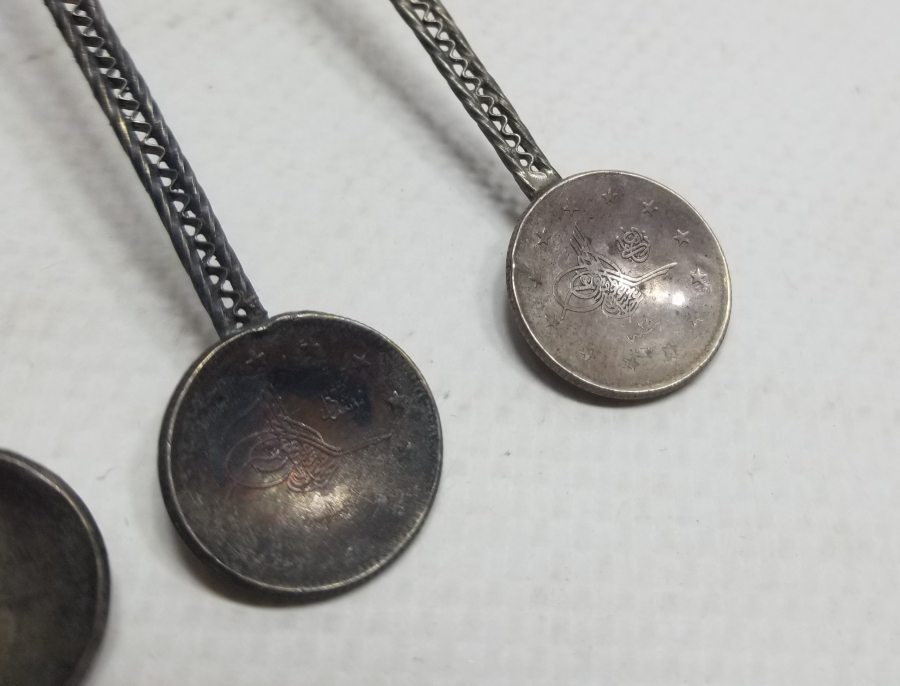 ORİJİNAL KUTUSUNDA OSMANLI PARALARINDAN YAPILMIŞ OSMANLI DÖNEMİ ÇAY KAŞIĞI SETİ