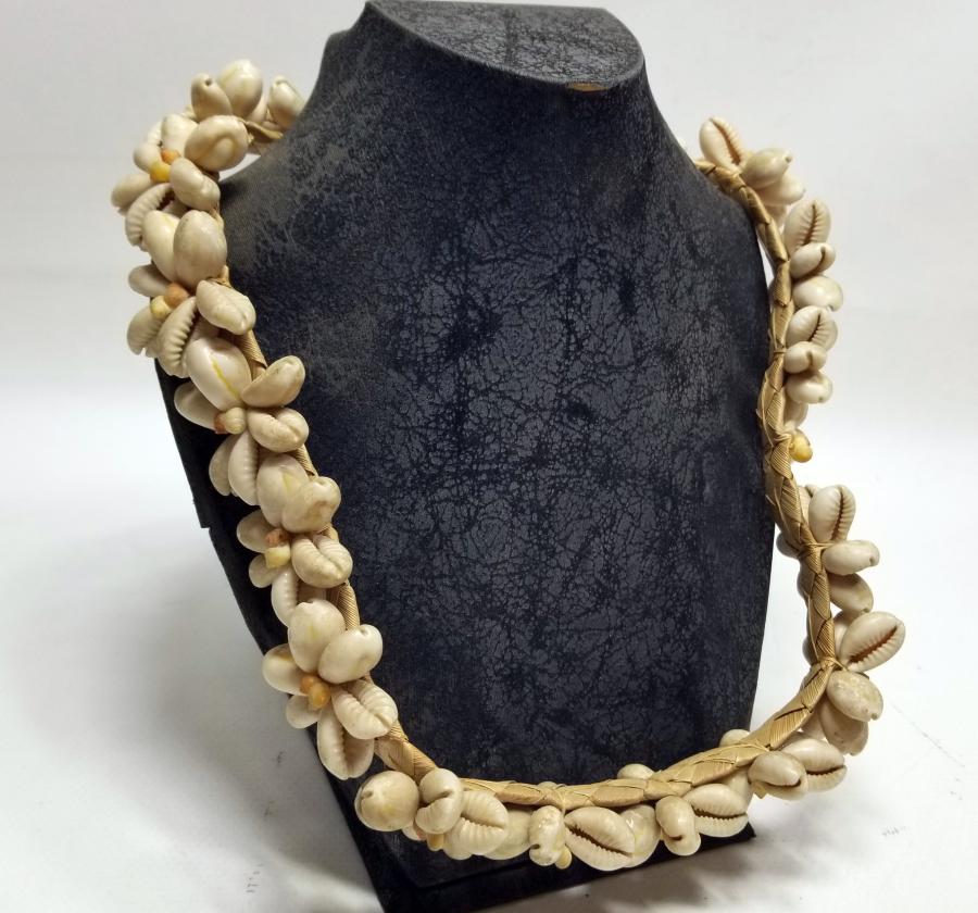 DENİZ KABUĞUNDAN YAPILMIŞ EL İŞİ HAC HATIRASI ANTİKA GERDANLIK