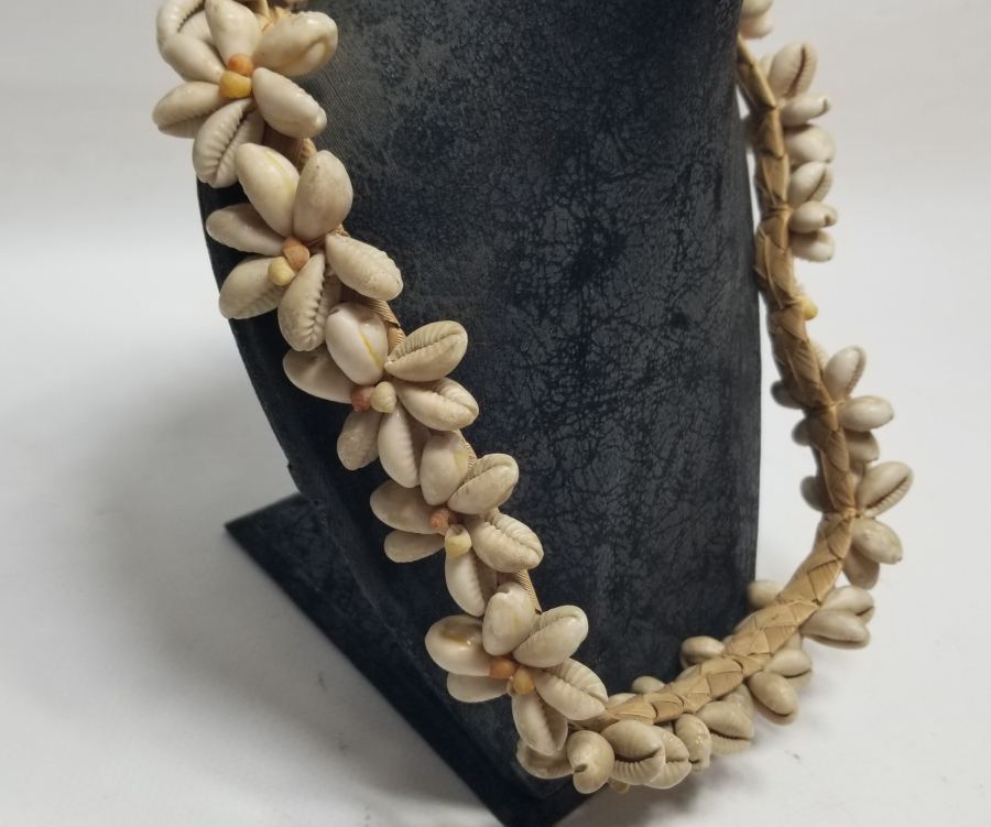 DENİZ KABUĞUNDAN YAPILMIŞ EL İŞİ HAC HATIRASI ANTİKA GERDANLIK