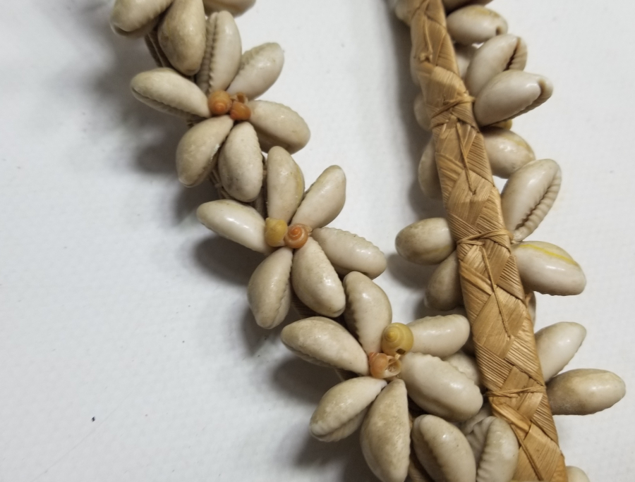 DENİZ KABUĞUNDAN YAPILMIŞ EL İŞİ HAC HATIRASI ANTİKA GERDANLIK