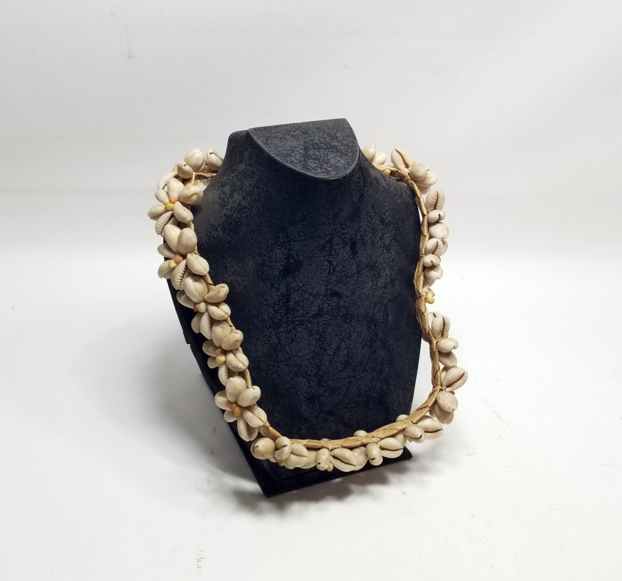 DENİZ KABUĞUNDAN YAPILMIŞ EL İŞİ HAC HATIRASI ANTİKA GERDANLIK