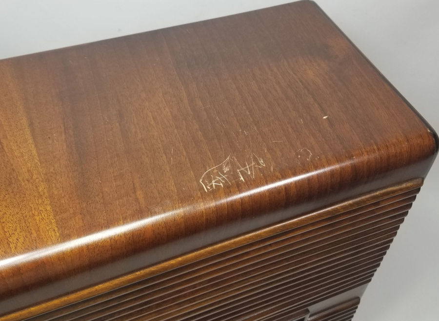 ÇALIŞIR DURUMDA AHŞAP KASA ANTİKA TESLA RADYO