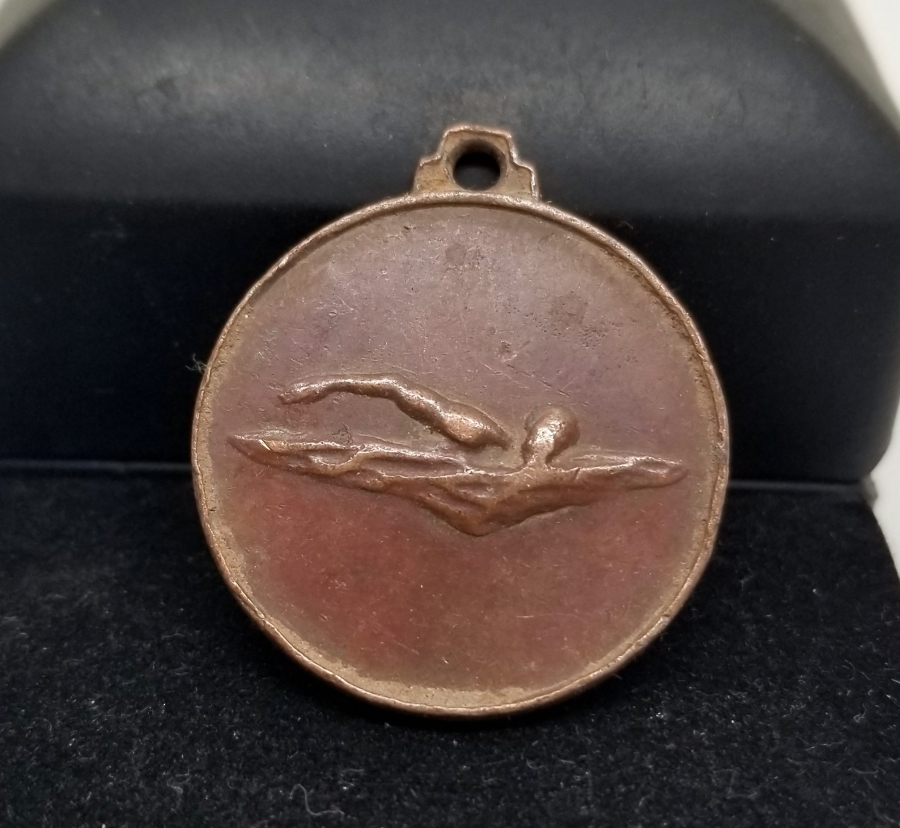 LAZ OSMAN'A AİT YÜZÜCÜLÜK KONULU MADALYA