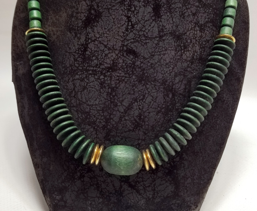 AHŞAPTAN MAMUL EL YAPIMI GERDANLIK