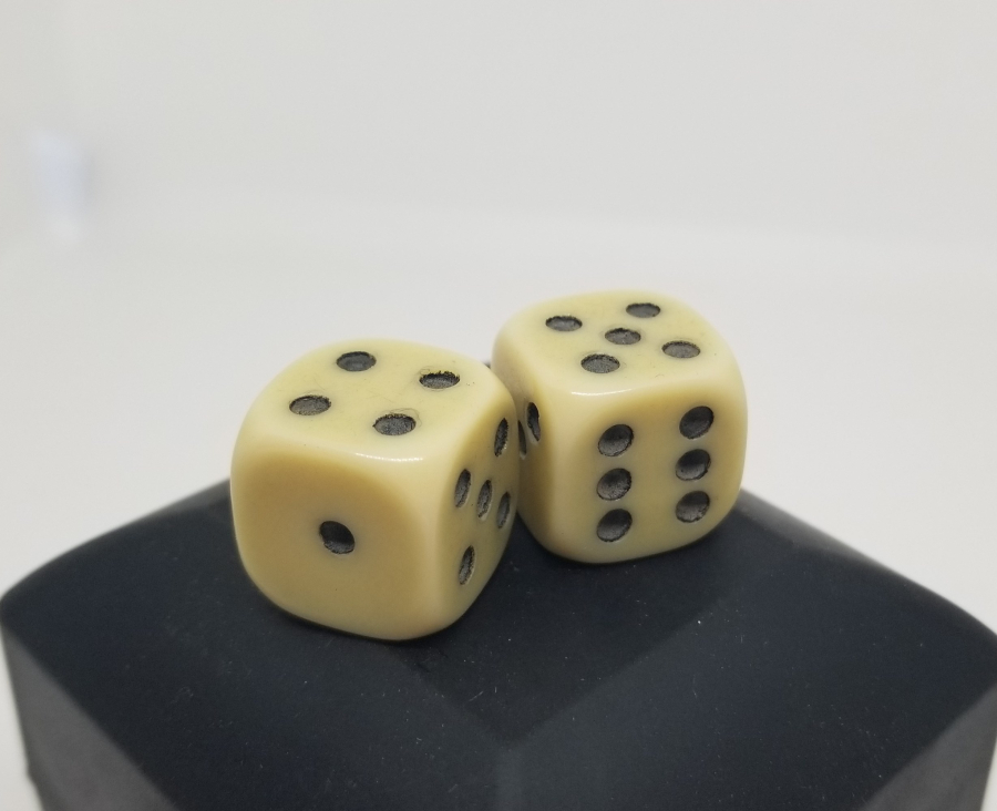 ANTİKA ÇİFT KATALİN ZAR