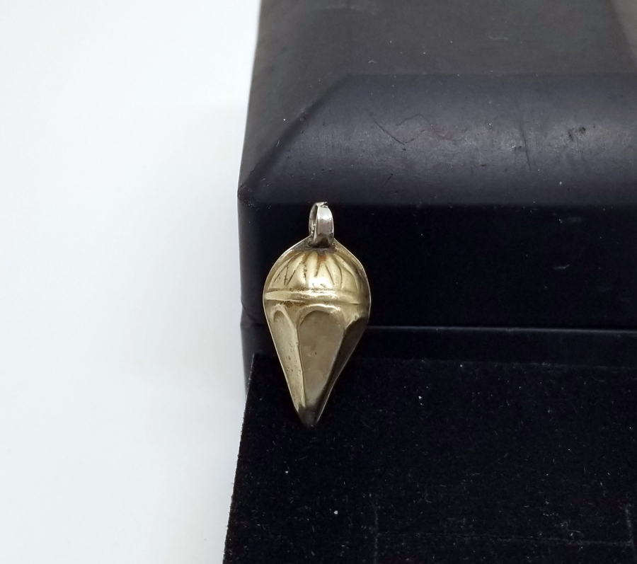 KABARTMA İŞÇİLİKLİ OSMANLI DÖNEMİ GERDANLIK PARÇASI