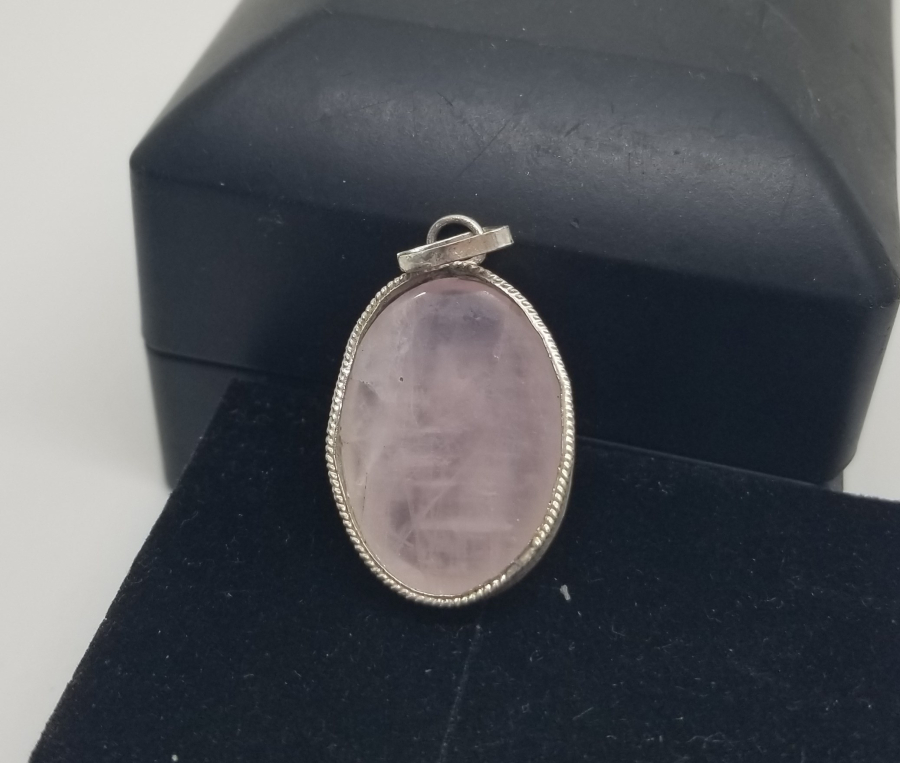 NECEF ÜZERİ EL KAZIMA DUALI GÜMÜŞ KOLYE UCU