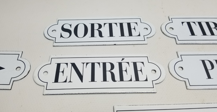 EMAYE YÖNLENDİRME TABELALARI