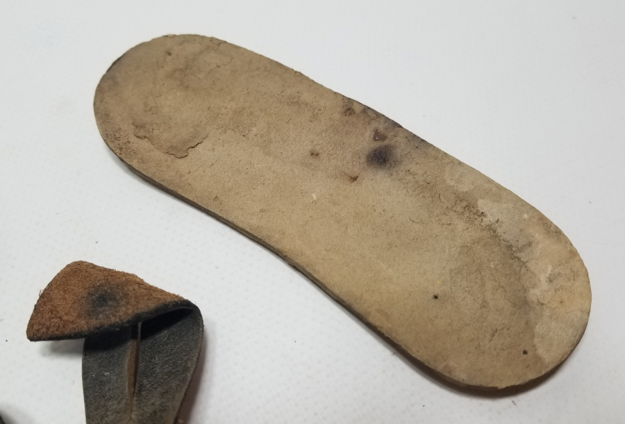 1. DÜNYA SAVAŞI DÖNEMİ OSMANLI SUBAY DÜRBÜNÜ KUTUSU PARÇALARI