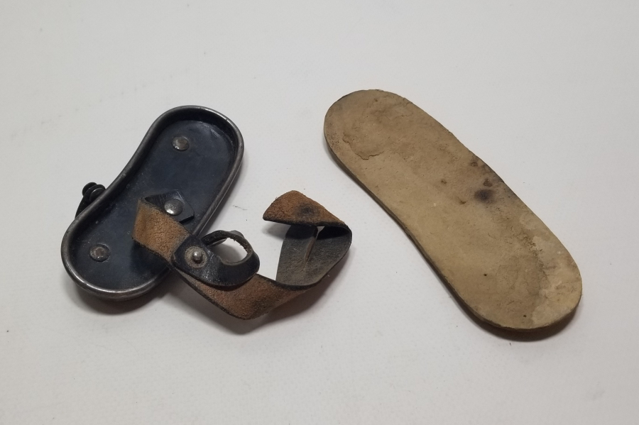 1. DÜNYA SAVAŞI DÖNEMİ OSMANLI SUBAY DÜRBÜNÜ KUTUSU PARÇALARI