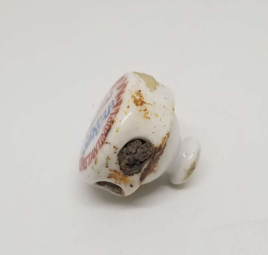 ÜZERİ OSMANLICA VE FRANSIZCA YAZILI OSMANLI DÖNEMİ PORSELEN NEKTARİN KAPAĞI