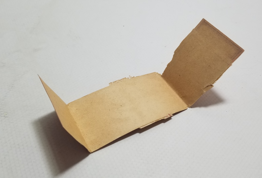 ORİJİNAL BANDROLÜYLE OSMANLI DÖNEMİ SİGARA KAĞIDI PAKETİ