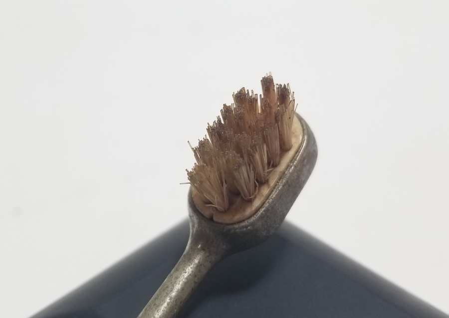 FRANSIZ YAPIMI ANTİKA DİŞ FIRÇASI