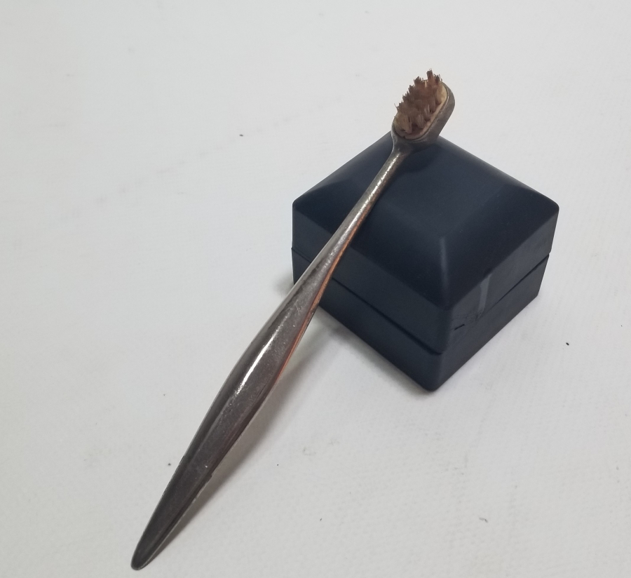 FRANSIZ YAPIMI ANTİKA DİŞ FIRÇASI