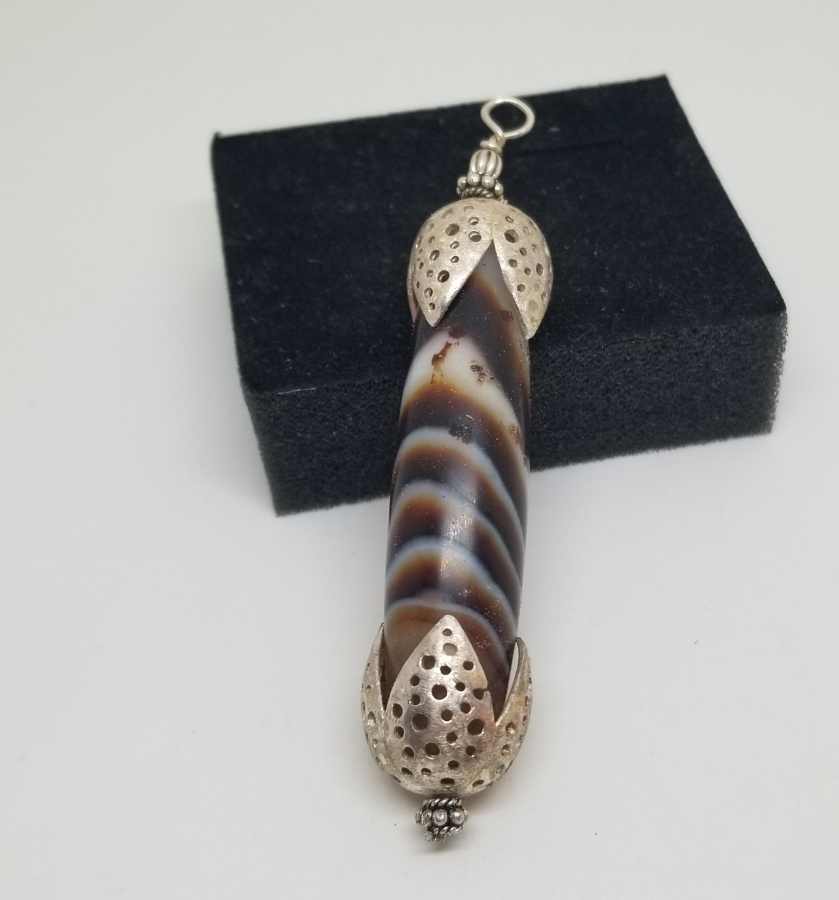 AKİK TAŞLI ÖZEL YAPIM ANTİKA GÜMÜŞ KOLYE UCU