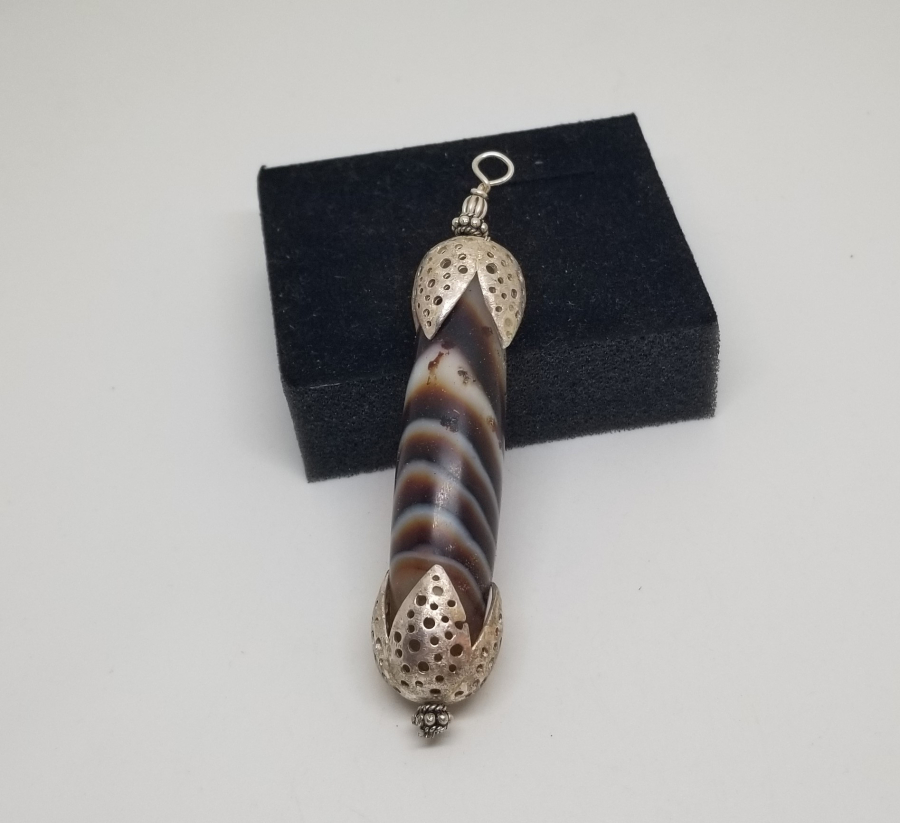 AKİK TAŞLI ÖZEL YAPIM ANTİKA GÜMÜŞ KOLYE UCU