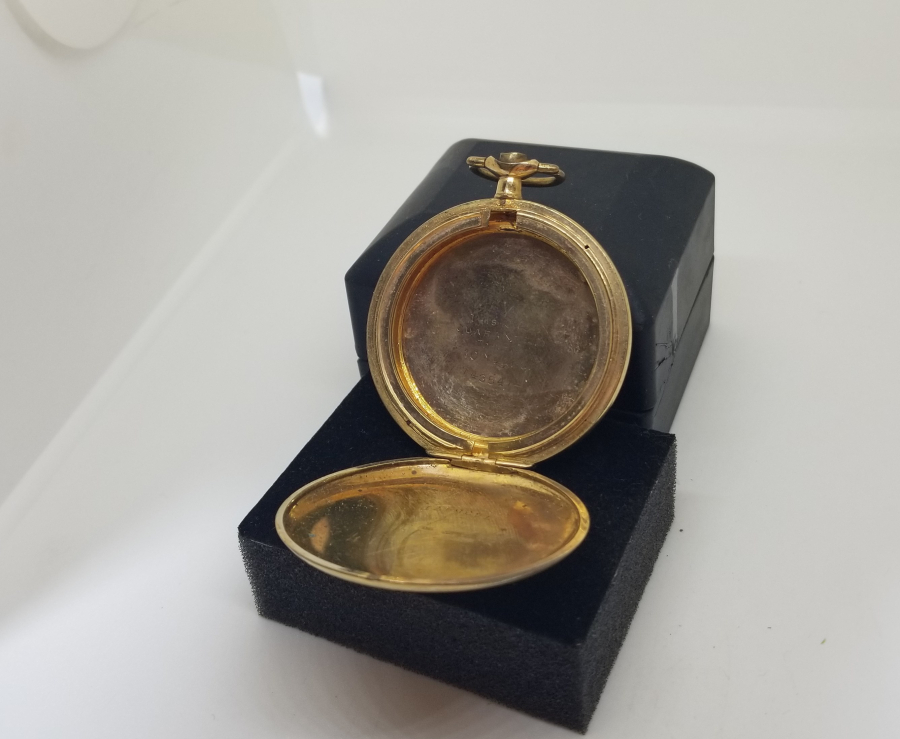 18 AYAR ALTIN KAPLAMA ANTİKA AMERİKAN CEP SAATİ KASASI