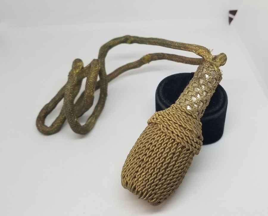 SIRMA İŞÇİLİKLİ ANTİKA SUBAY KILICI PÜSKÜLÜ