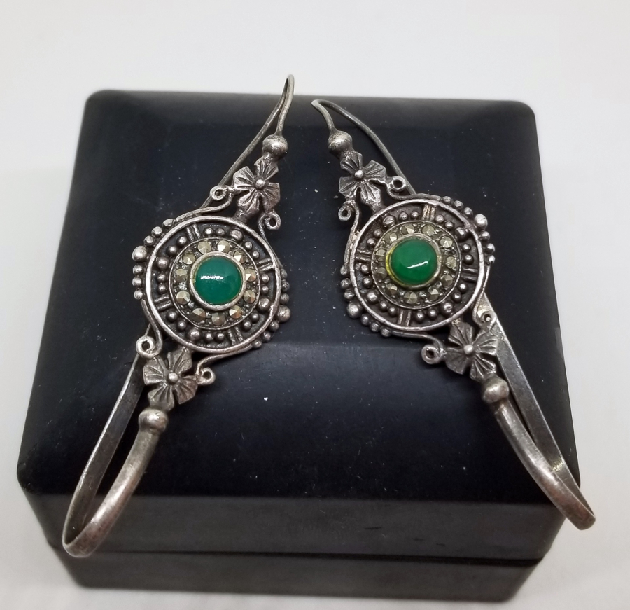 KABARTMA İŞÇİLİKLİ ÖZEL YAPIM GÜMÜŞ AKİK TAŞLI KÜPE