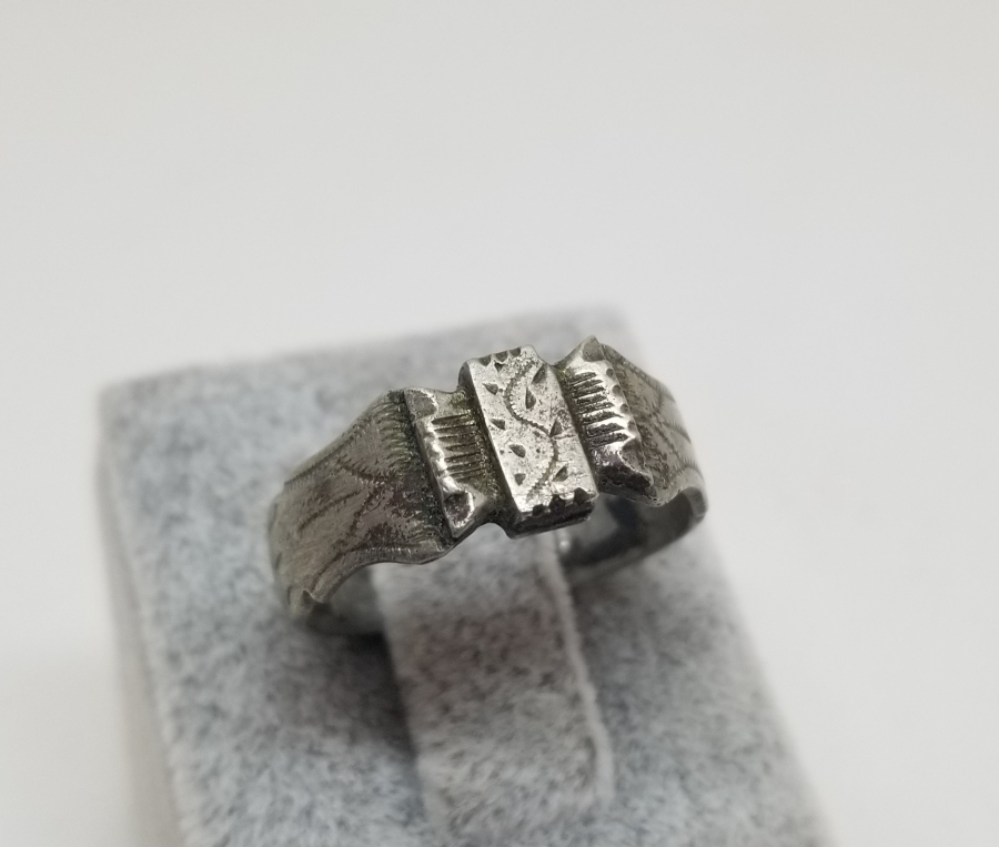 ÜZERİ KALEM İŞÇİLİKLİ BURSA İŞİ OSMANLI DÖNEMİ GÜMÜŞ YÜZÜK