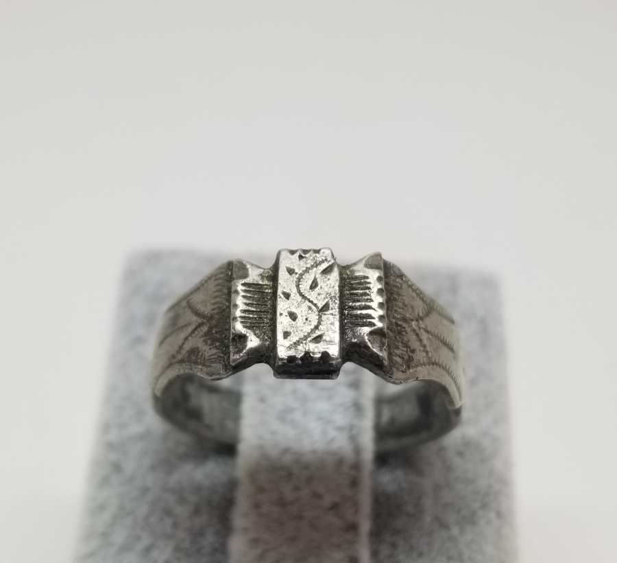 ÜZERİ KALEM İŞÇİLİKLİ BURSA İŞİ OSMANLI DÖNEMİ GÜMÜŞ YÜZÜK