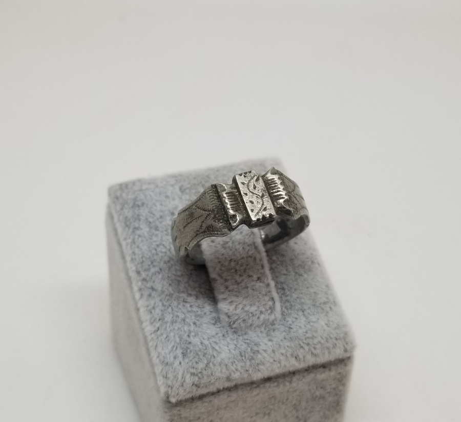 ÜZERİ KALEM İŞÇİLİKLİ BURSA İŞİ OSMANLI DÖNEMİ GÜMÜŞ YÜZÜK