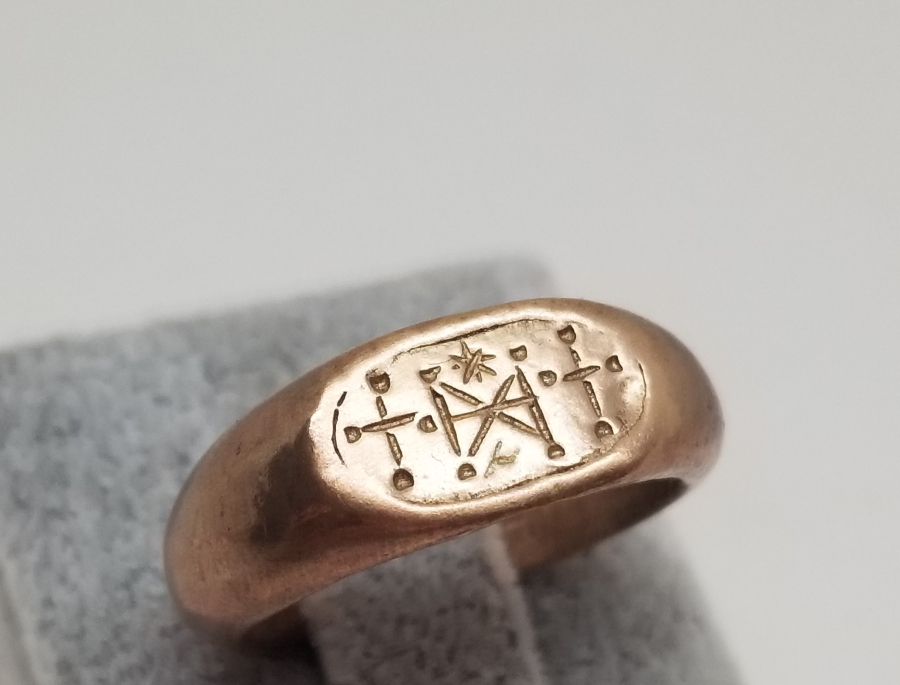 KABARTMA İŞÇİLİKLİ ANTİKA RUM İŞİ YÜZÜK