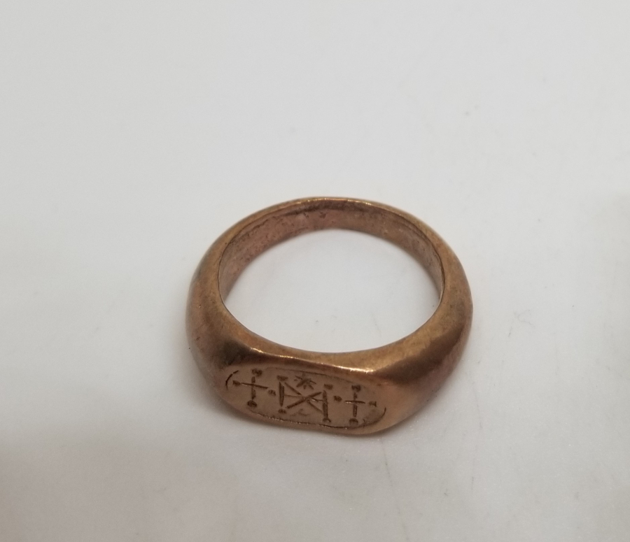 KABARTMA İŞÇİLİKLİ ANTİKA RUM İŞİ YÜZÜK