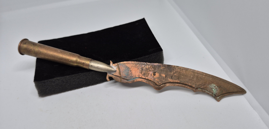 1. DÜNYA SAVAŞI DÖNEMİ İÇİ BOŞALTILMIŞ MAVZER MERMİSİNDEN YAPILMIŞ ALMAN CEPHE HATIRASI OBJE