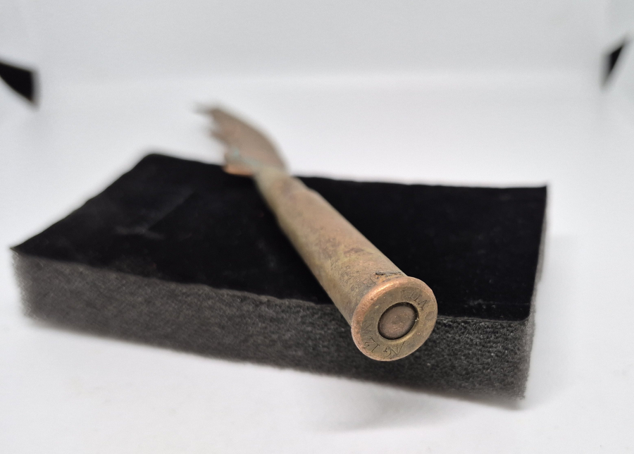 1. DÜNYA SAVAŞI DÖNEMİ İÇİ BOŞALTILMIŞ MAVZER MERMİSİNDEN YAPILMIŞ ALMAN CEPHE HATIRASI OBJE