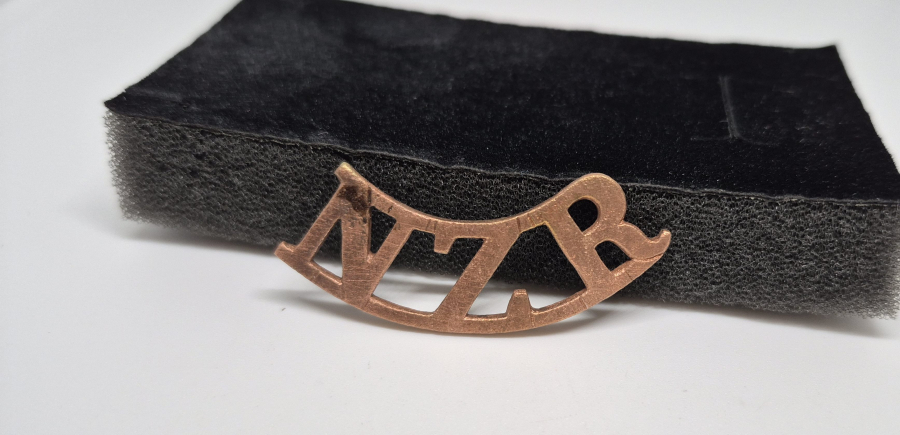 1. DÜNYA SAVAŞI DÖNEMİ NADİR ANZAK SUBAY ŞAPKA KOKARTI