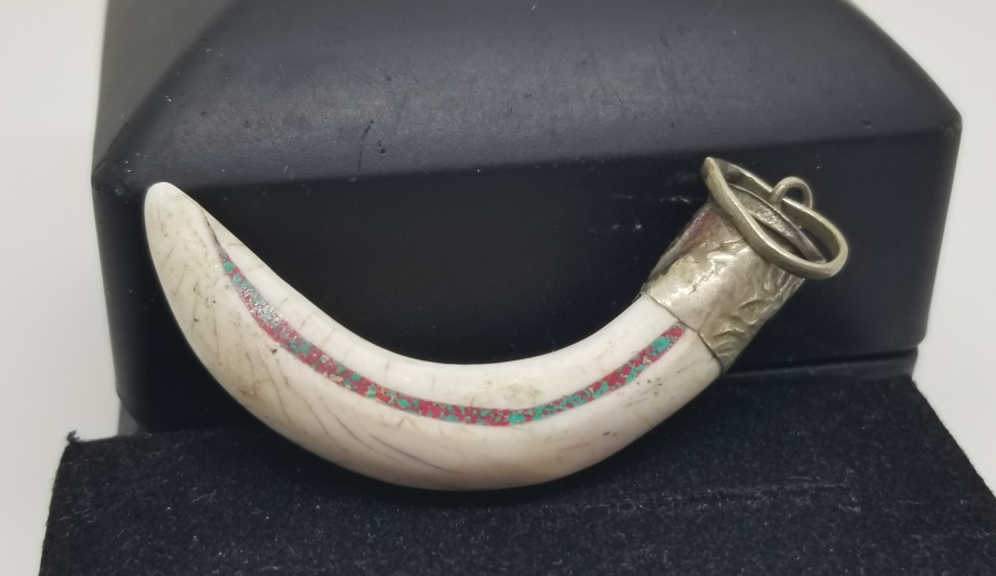 ANTİKA HİPOPOTAM DİŞİNDEN YAPILMIŞ UZAKDOĞU KOLYE UCU